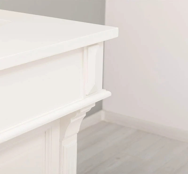 Kleine Landhausbar aus Massivholz - Empfangstheke