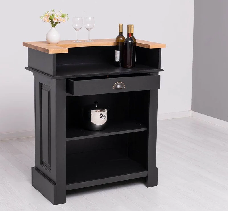 Kleine Landhausbar aus Massivholz - Empfangstheke