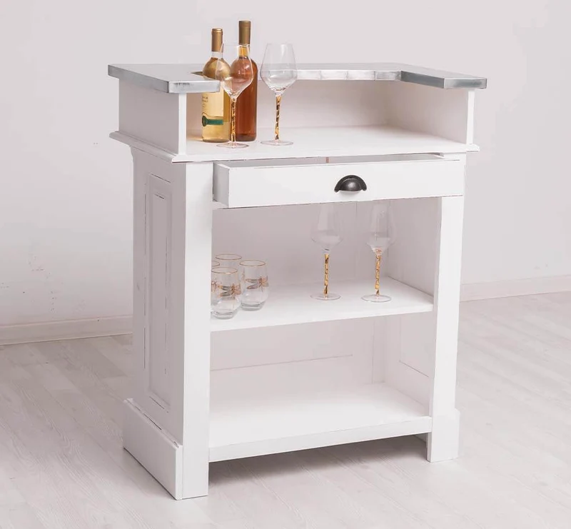 Kleine Landhausbar aus Massivholz - Empfangstheke