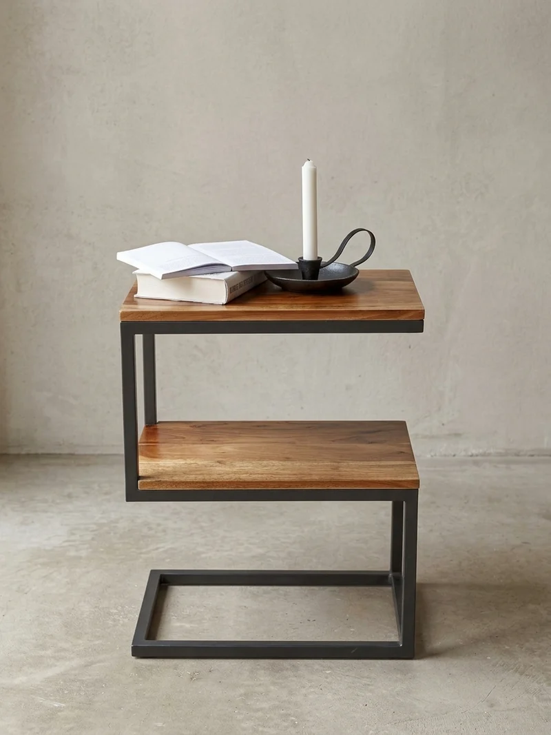 Beistelltisch Massivholz S-Design Metallgestell Ablageflächen