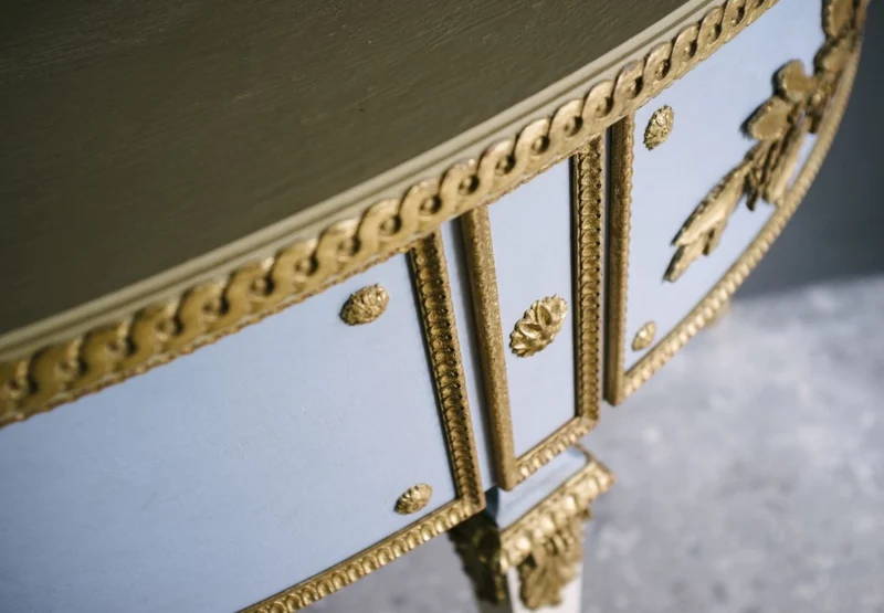 Casa Padrino Luxus Barock Konsole Blau / Weiß / Gold 150 x 75 x H. 91 cm - Handgefertigter Halbrunder Antik Stil Konsolentisch