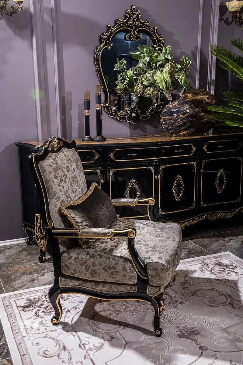 Casa Padrino Luxus Barock Sessel Silber / Schwarz / Gold 80 x 72 x H. 111 cm - Prunkvoller Wohnzimmer Sessel mit dekorativem Kissen - Edel & Prunkvoll