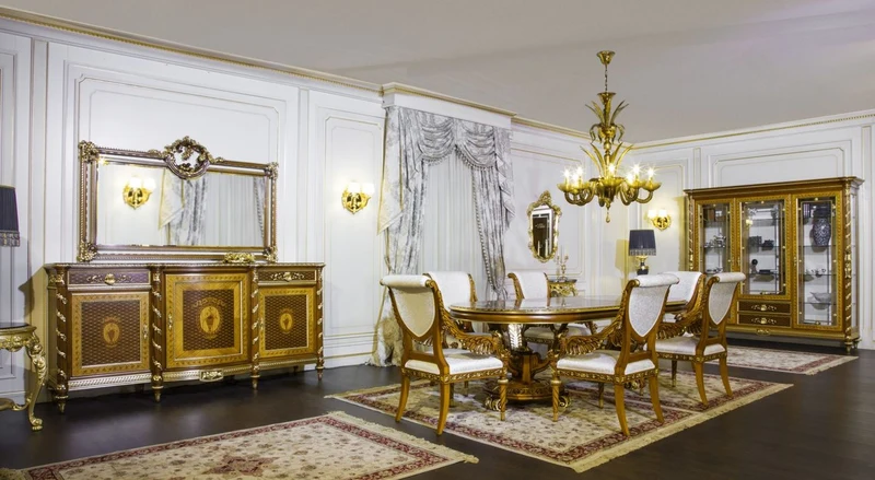 Casa Padrino Luxus Barock Vitrine Hellbraun / Braun / Gold 239 x 57 x H. 221 cm - Prunkvoller Massivholz Vitrinenschrank mit 3 Glastüren - Hotel Restaurant Schloss Möbel - Luxus Qualität - Made in Italy