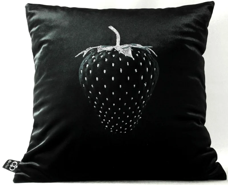 Casa Padrino Luxus Deko Kissen Strawberry mit Bling Bling Glitzersteinen Schwarz / Silber 45 x 45 cm - Feinster Samtstoff - Luxus Deko Accessoires