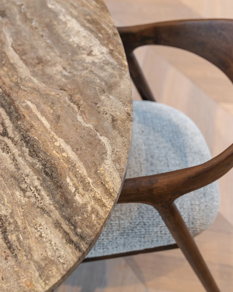 Esstisch Russo oval 235 cm, Travertin & Aluminium, ash brown