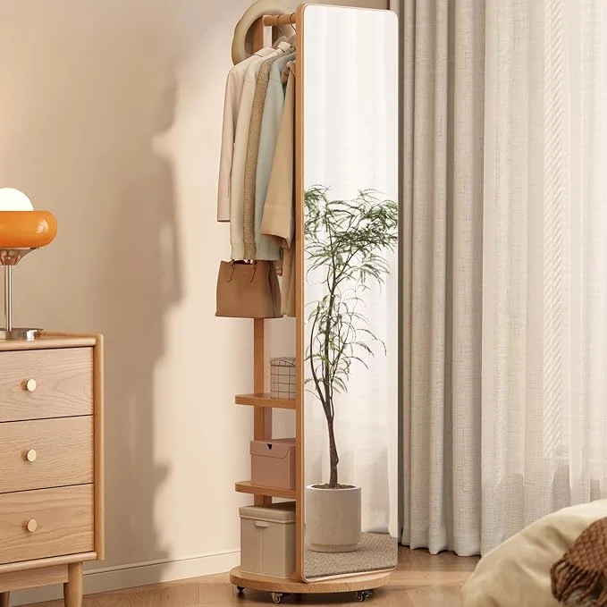 Ganzkörperspiegel mit Garderobe