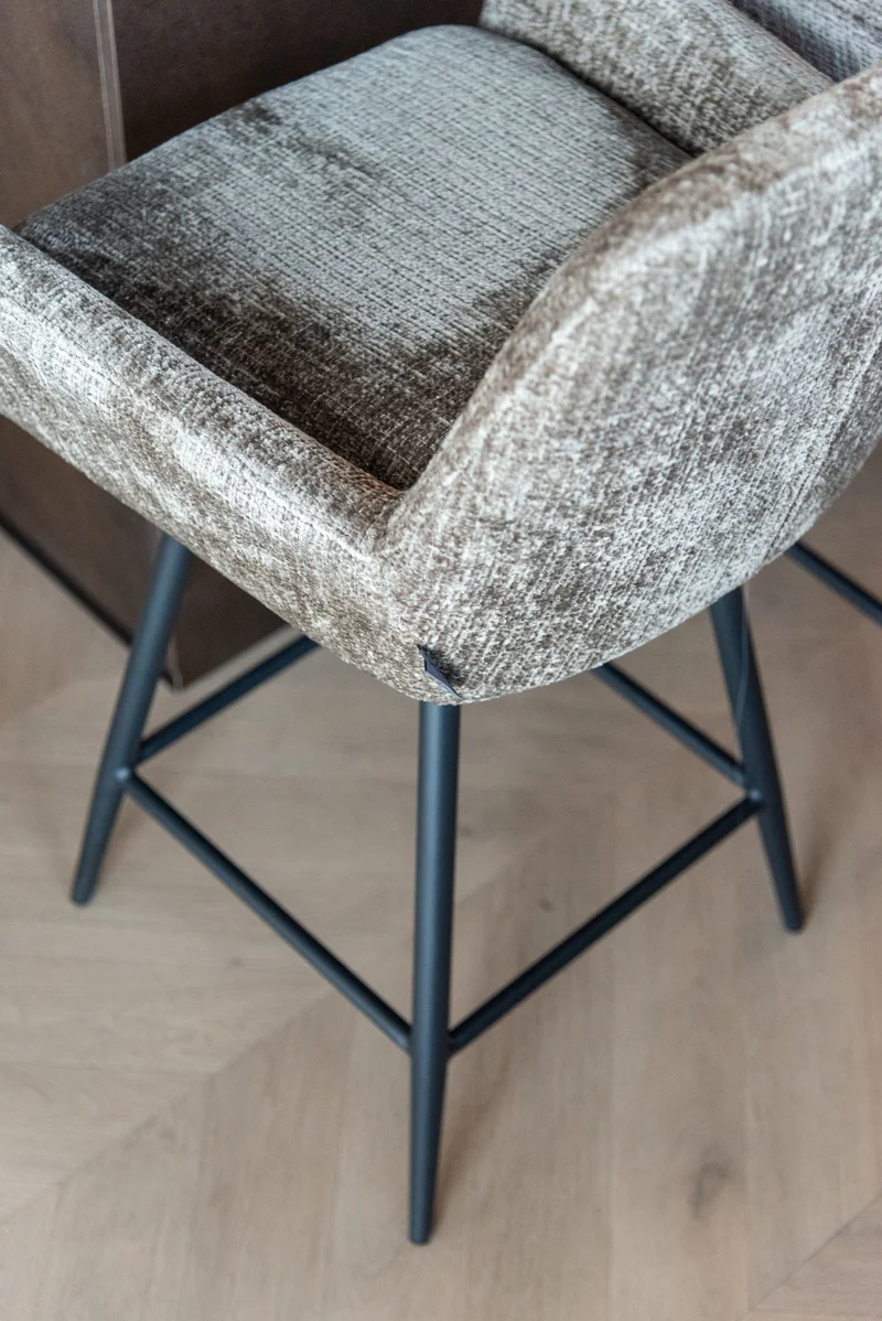 Barhocker Linsey Niagara Stone im 2er-Set, drehbar mit Chenille-Bezug