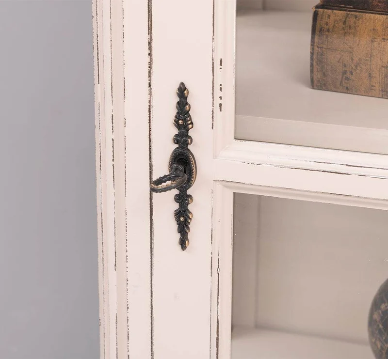 Vintage Vitrine aus Massivholz | Gläserschrank im Barockstil