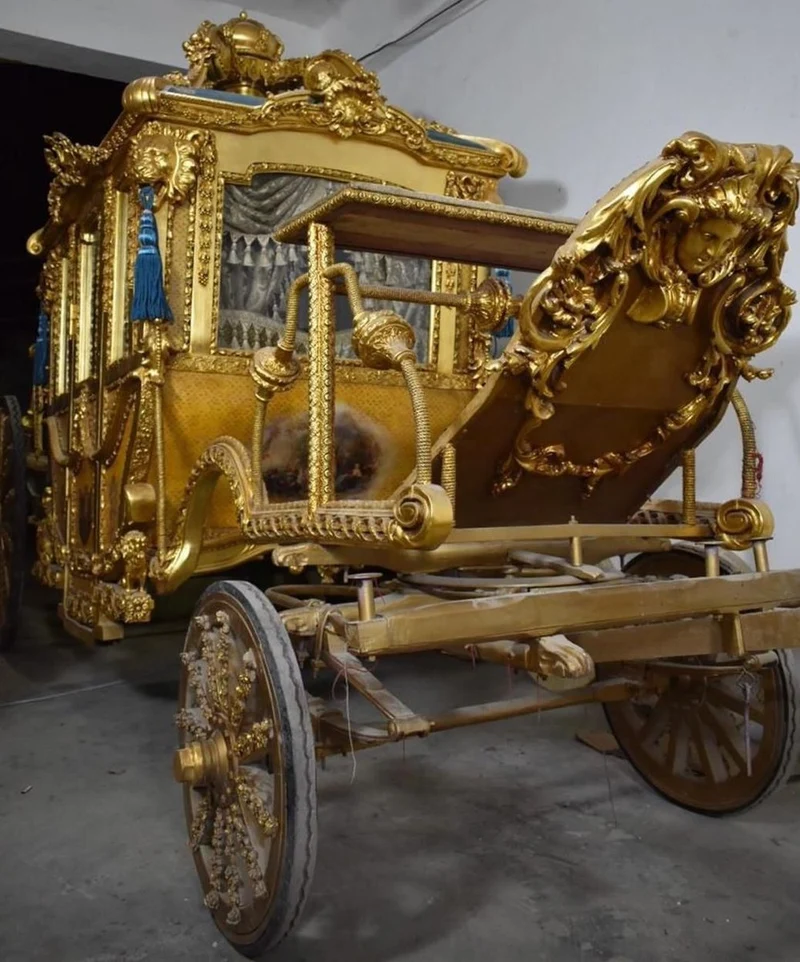 Casa Padrino Luxus Barock Königskutsche Gold / Blau / Grau - Prunkvolle Pferde Kutsche im Barockstil - Luxus Qualität - Edel & Prunkvoll