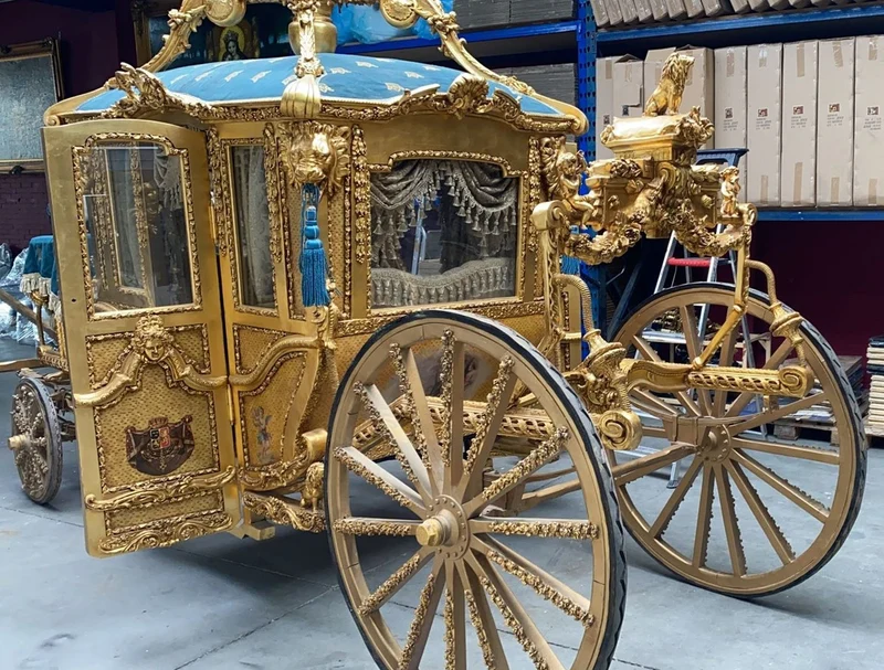 Casa Padrino Luxus Barock Königskutsche Gold / Blau / Grau - Prunkvolle Pferde Kutsche im Barockstil - Luxus Qualität - Edel & Prunkvoll