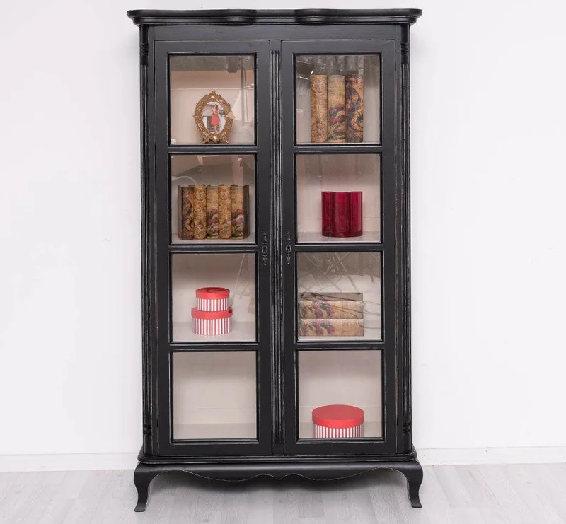 Vintage Vitrinenschrank aus Massivholz mit verglaster Doppeltür | Barock