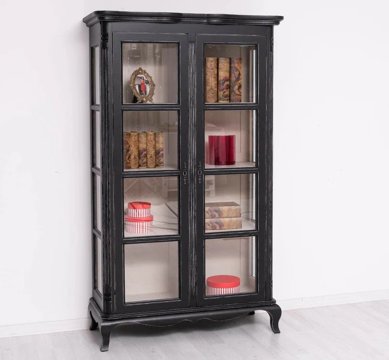 Vintage Vitrinenschrank aus Massivholz mit verglaster Doppeltür | Barock