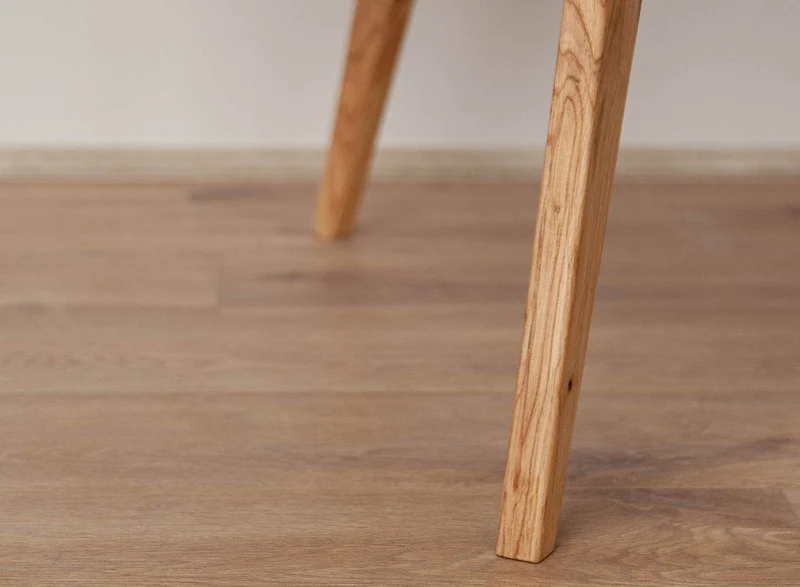 Minimalistischer Couchtisch aus massiver Eiche | Runder Beistelltisch Orbetello in drei Größen
