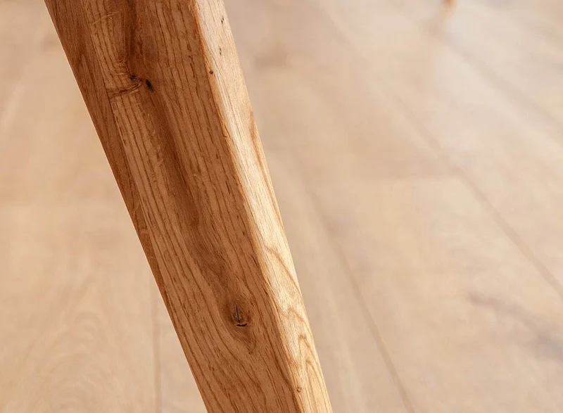 Minimalistischer Couchtisch aus massiver Eiche | Runder Beistelltisch Orbetello in drei Größen