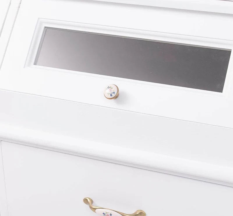 Großer Esszimmerschrank aus Massivholz mit Display und Kippfächern