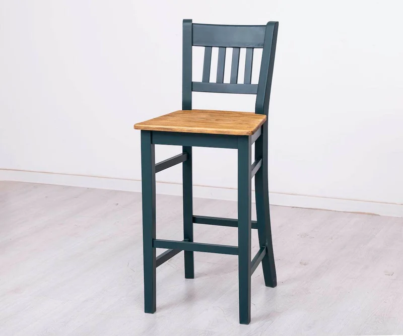 Barhocker mit Lehne aus massiver Pinie