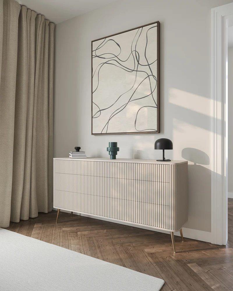 Kommode Ovarlo mit Fräsungen und sechs Schubladen, 168 cm, sandbeige mit goldenen Beinen