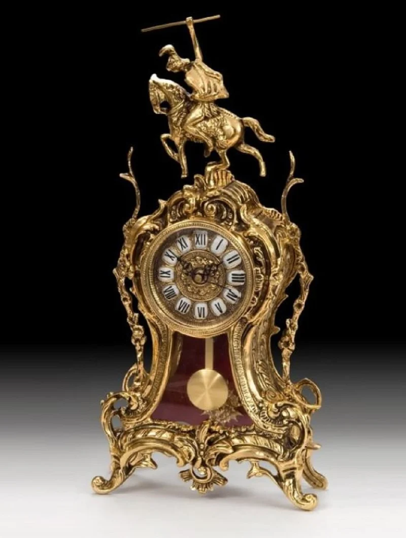 Casa Padrino Luxus Barock Tischuhr Gold 23 x H. 46 cm - Barockstil Bronze Schreibtischuhr