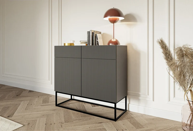 Zweittürige Kommode Veldio mit gefräster Front und zwei Schubladen, 100 cm, Schwarz mit schwarzen Beinen