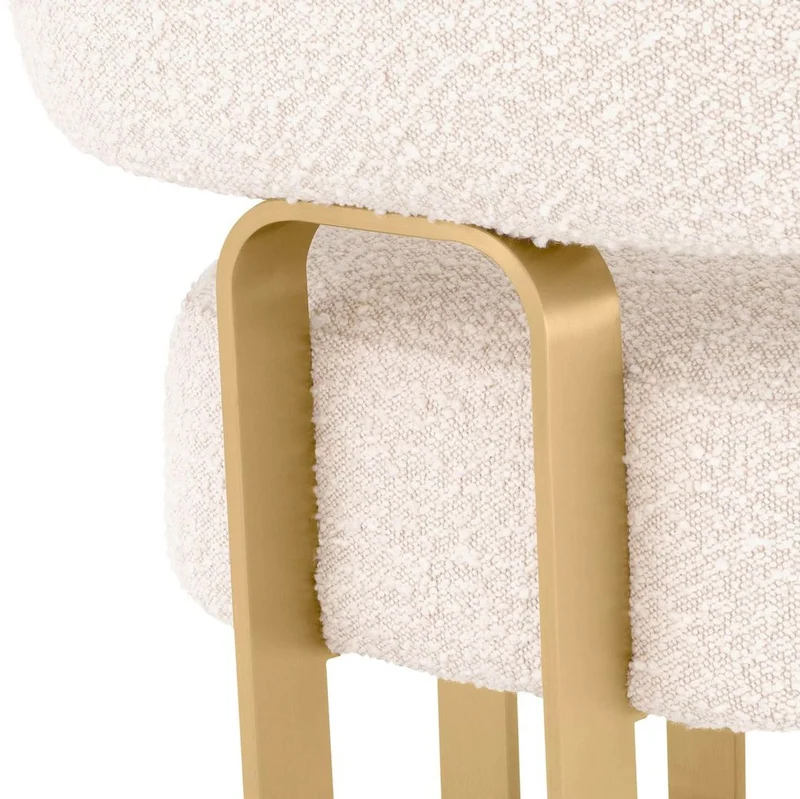 Casa Padrino Luxus Sessel Creme / Messing 73 x 66 x H. 70 cm - Wohnzimmer Sessel - Hotel Sessel - Wohnzimmer Möbel - Luxus Möbel - Wohnzimmer Einrichtung - Luxus Einrichtung - Möbel Luxus