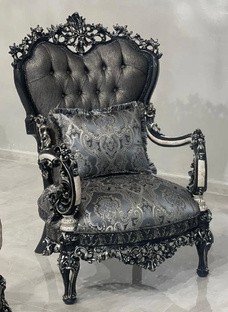 Casa Padrino Luxus Barock Sessel Silber / Weiß / Schwarz / Gold - Prunkvoller Wohnzimmer Sessel - Barockstil Wohnzimmer Möbel - Luxus Möbel im Barockstil - Barock Möbel - Barock Einrichtung