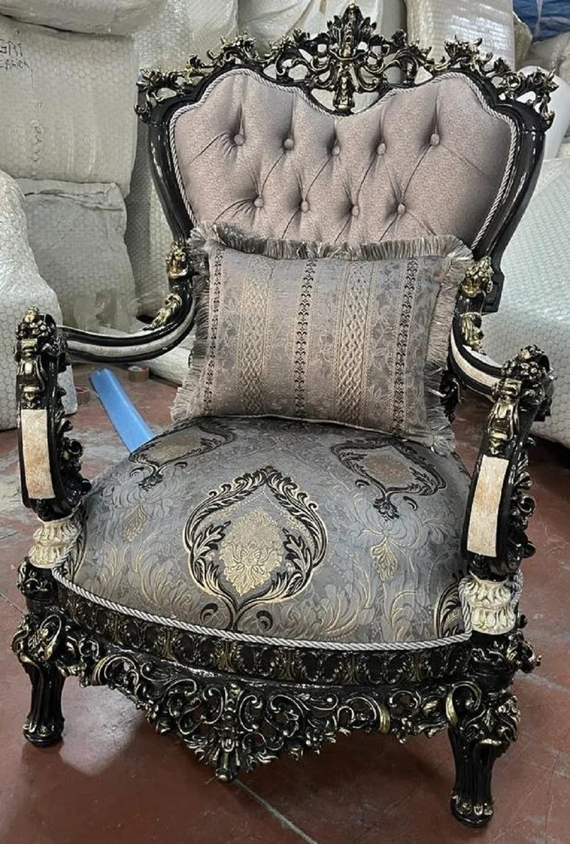 Casa Padrino Luxus Barock Sessel Silber / Weiß / Schwarz / Gold - Prunkvoller Wohnzimmer Sessel - Barockstil Wohnzimmer Möbel - Luxus Möbel im Barockstil - Barock Möbel - Barock Einrichtung