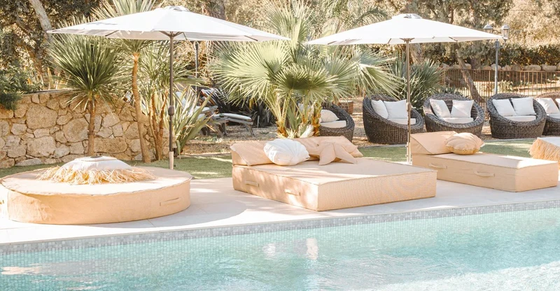 Casa Padrino Luxus Gartenliege / Poolliege Beige Ø 180 cm