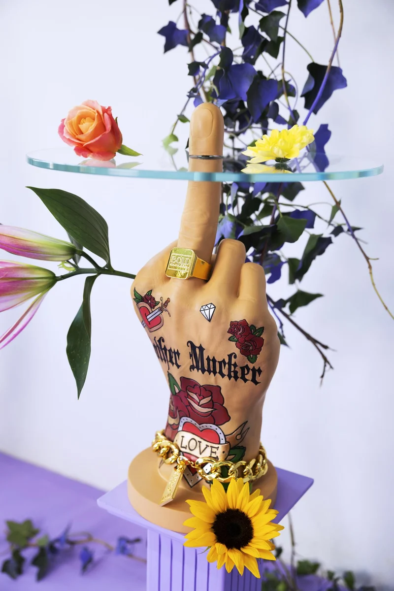 Beistelltisch Mittelfinger FOTHER MUCKER LOVE von BOLD Monkey