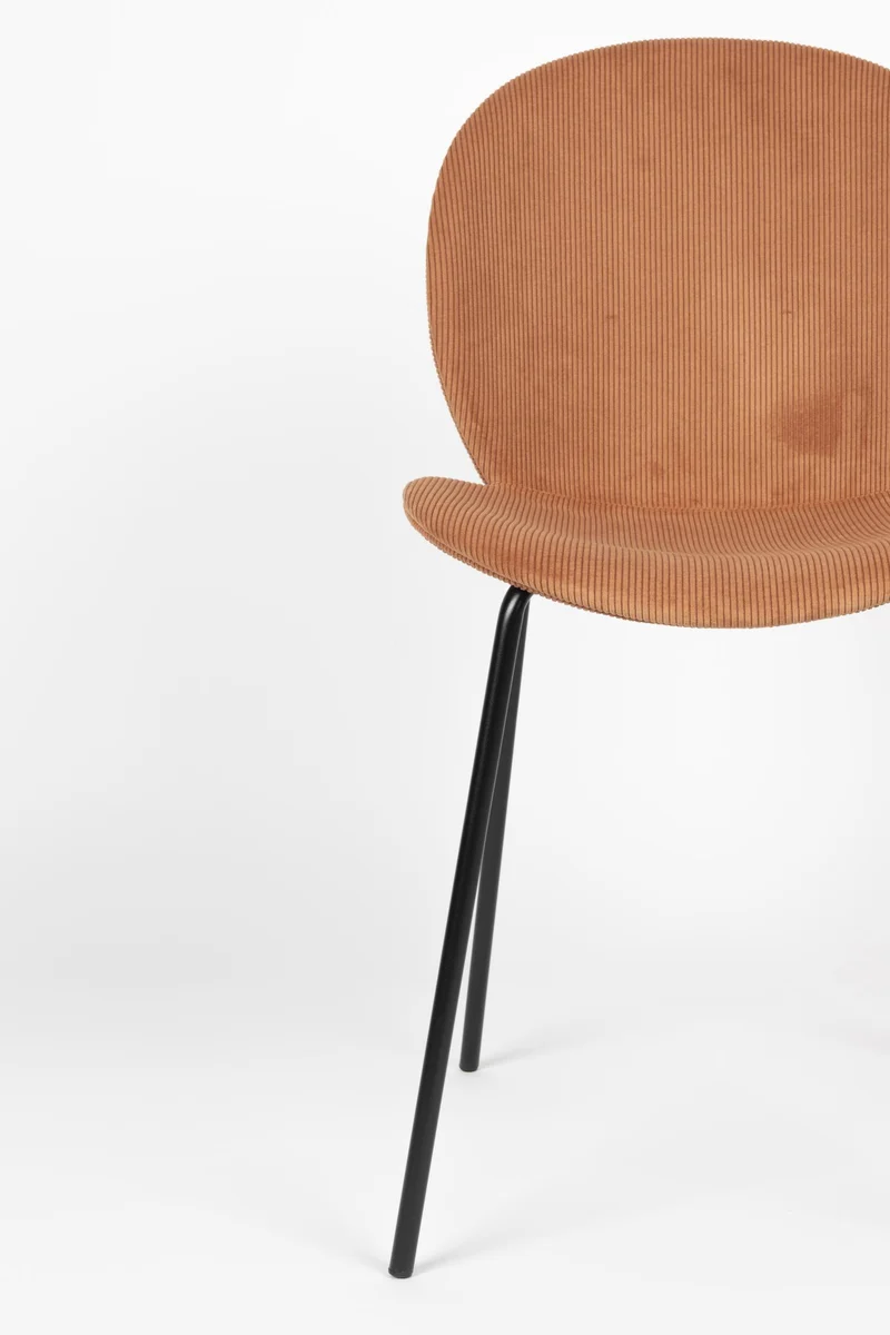 Esszimmerstuhl BONNET TERRA COTTA von ZUIVER mit trendigen Cordstoff