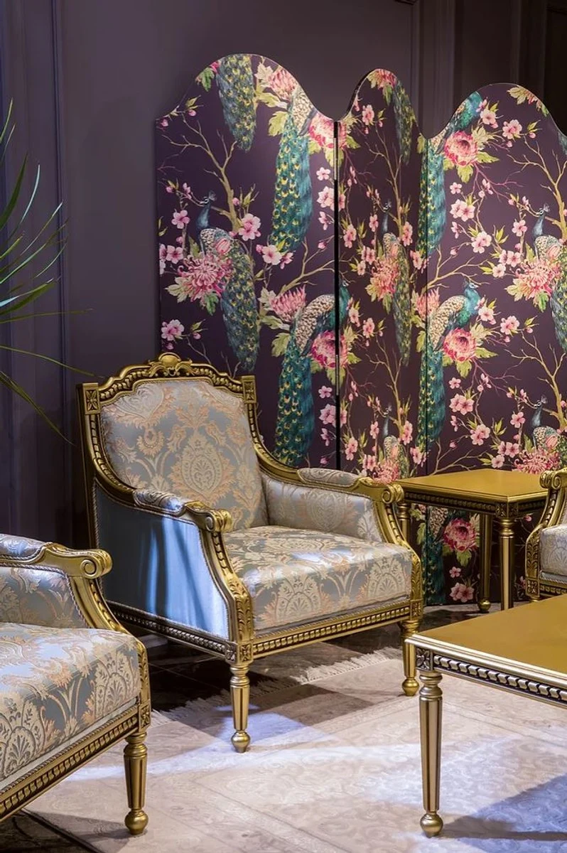 Casa Padrino Luxus Barock Sessel Hellblau / Gold 68 x 72 x H. 103 cm - Wohnzimmer Sessel mit elegantem Muster - Barock Wohnzimmer Möbel