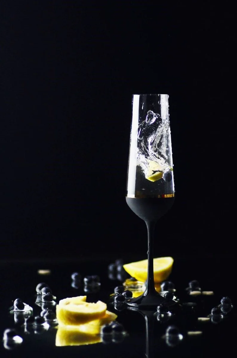 Casa Padrino Luxus Champagnerglas 6er Set Schwarz / Gold Ø 6,5 x H. 26,5 cm - Handgefertigte und handbemalte Champagnergläser - Hotel & Restaurant Accessoires - Luxus Qualität