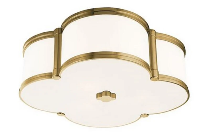Casa Padrino Luxus Deckenleuchte Antik Messing / Weiß 42,6 x 42,6 x H. 14 cm - Deckenlampe in Kleeblatt Form - Luxus Qualität