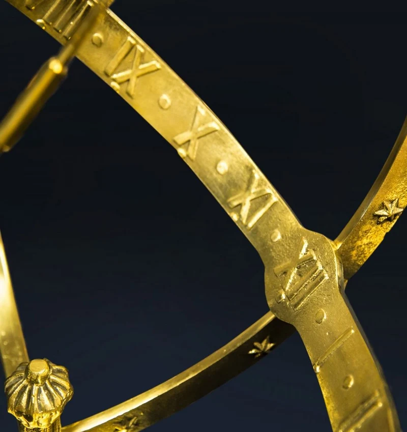 Casa Padrino Jugendstil Sonnenuhr Gold Ø 53 x H. 70 cm - Luxus Garten Dekoration