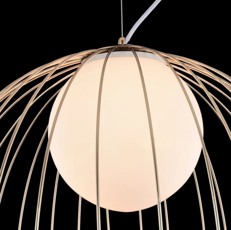 Casa Padrino Hängeleuchte Gold / Weiß Ø 50 x H. 41 cm - Leuchte aus geschwungenen Metallstäbchen