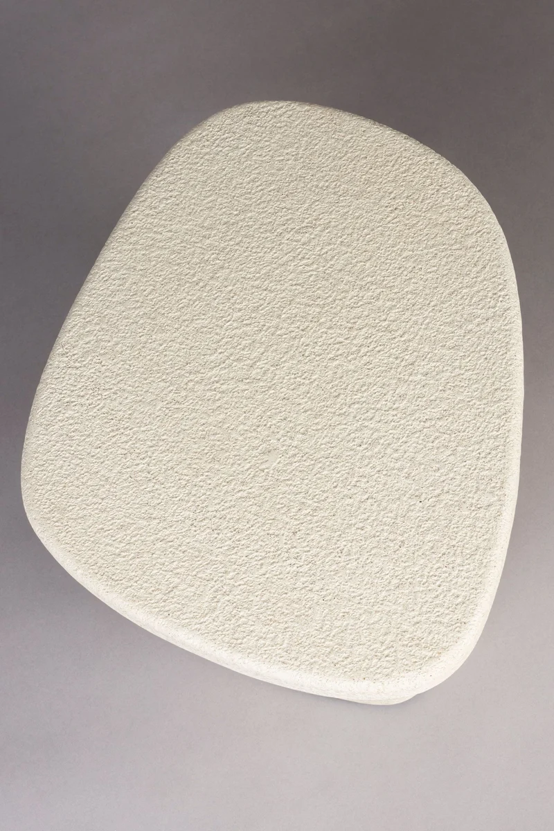 Beistelltisch Veda Low aus recyceltem Marmor in Beige, Boho-Chic Stil