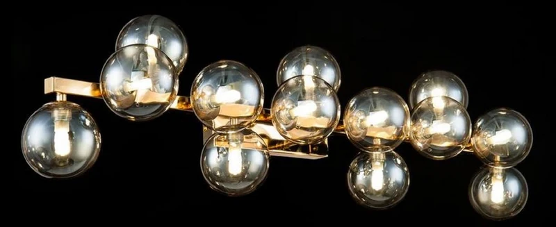 Casa Padrino Designer Wandleuchte Gold / Bernsteinfarben 95 x 23 x H. 24 cm - Moderne Wandlampe mit kugelförmigen Lampenschirmen