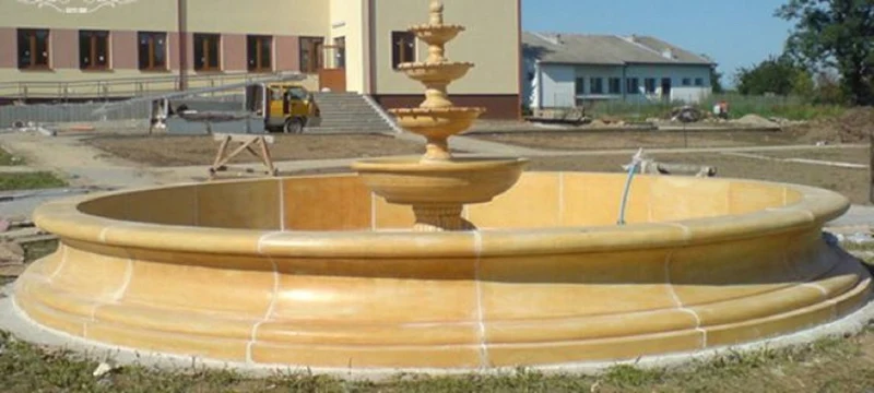 Casa Padrino Barock Springbrunnen Umrandung Beige Ø 700 x H. 70 cm - Runde Gartenbrunnen Umrandung - Brunnen Umrandung - Prunkvolle Gartendeko im Barockstil
