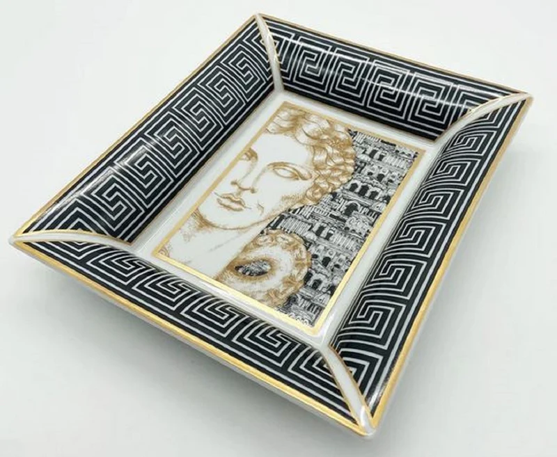 Casa Padrino Luxus Deko Schale Dame Weiß / Schwarz / Gold 20,5 x 17,5 x H. 13,5 cm - Handbemalte Porzellan Schale - Luxus Qualität - Made in Italy