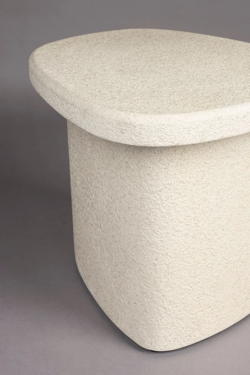 Beistelltisch Veda High aus recyceltem Marmor im Boho-Chic-Design