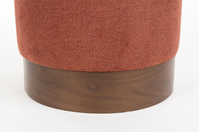 Hocker Bellevue Rot mit Holzgestell und Nussbaumfurnier von Dutchbone