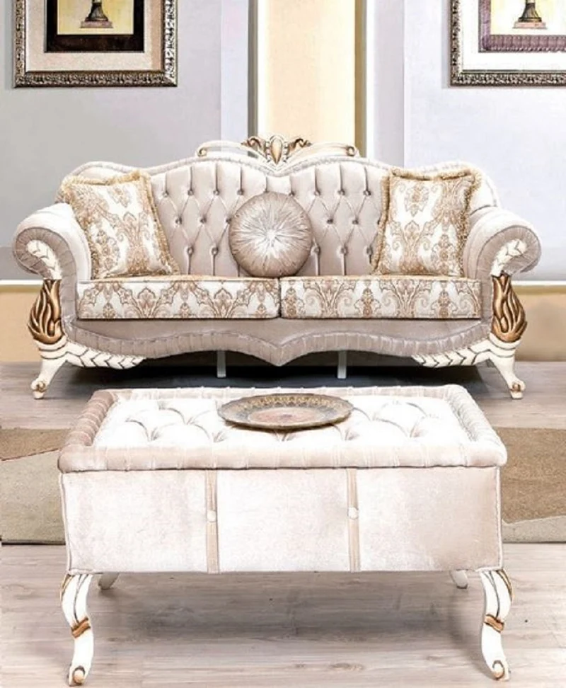 Casa Padrino Luxus Barock Wohnzimmer Set Rosa / Weiß / Gold - 2 Sofas mit Muster & 2 Sessel mit Muster & 1 Couchtisch - Prunkvolle Barock Wohnzimmer Möbel