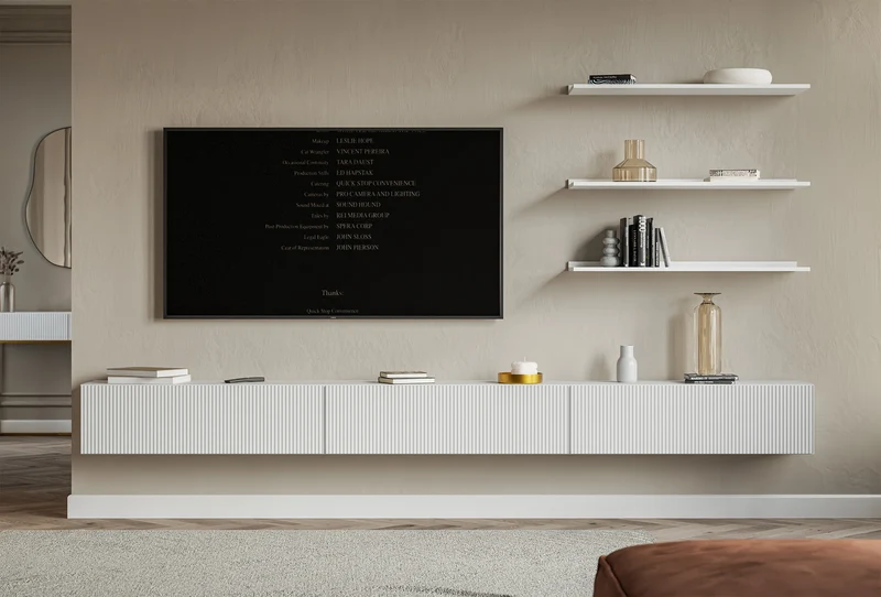 Hängender dreitüriger Veldio TV-Schrank mit geriffelter Front, 300 cm, weiß