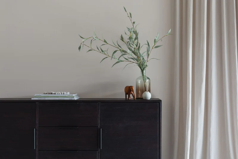 Sideboard Webster High aus recyceltem Teakholz mit Schiebetüren, Braun