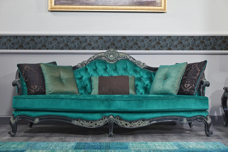 Casa Padrino Luxus Barock Chesterfield Sofa Grün / Schwarz / Gold 240 x 88 x H. 105 cm - Wohnzimmermöbel im Barockstil