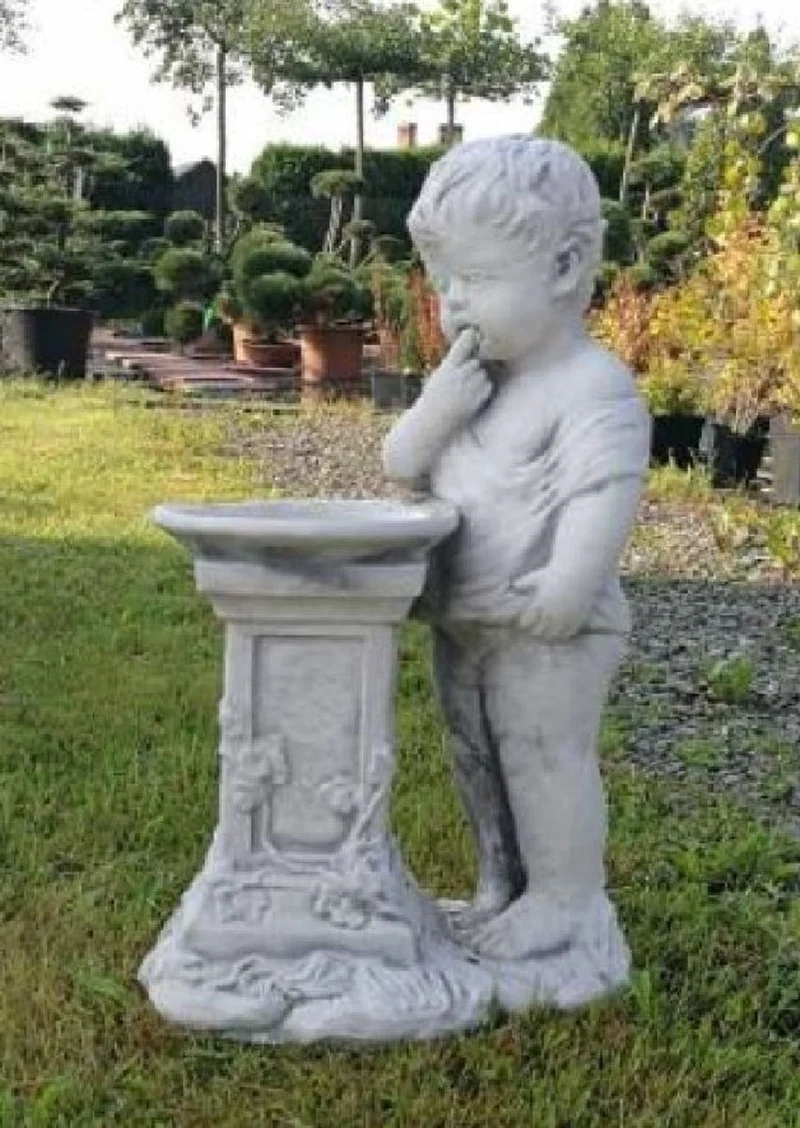 Casa Padrino Jugendstil Skulptur Junge mit Vogeltränke Grau H. 50 cm - Elegante Garten Deko Stein Figur - Barock & Jugendstil Garten Deko Accessoires