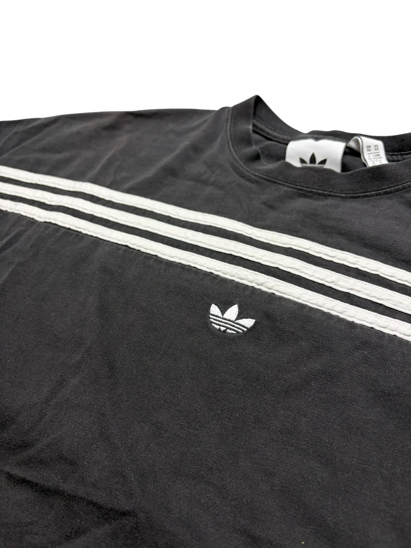 Adidas Tshirt (XS)