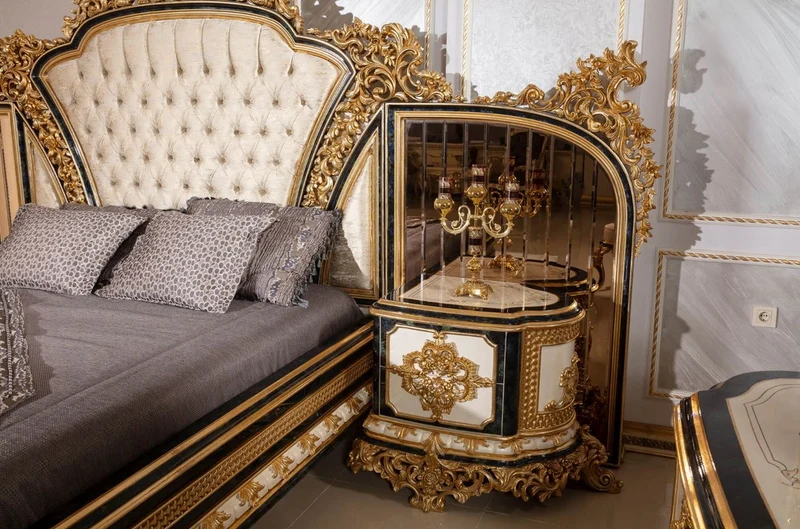 Casa Padrino Luxus Barock Schlafzimmer Set Gold / Weiß / Blau / Gold - 1 Doppelbett mit Kopfteil & 2 Nachtkommoden - Schlafzimmer Möbel im Barockstil - Edel & Prunkvoll