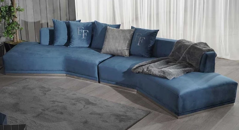 Casa Padrino Luxus Sofa Blau / Silber 480 x 100 x H. 70 cm - Gebogenes Wohnzimmer Sofa - Hotel Sofa - Wohnzimmer Möbel - Hotel Möbel - Luxus Möbel - Luxus Einrichtung