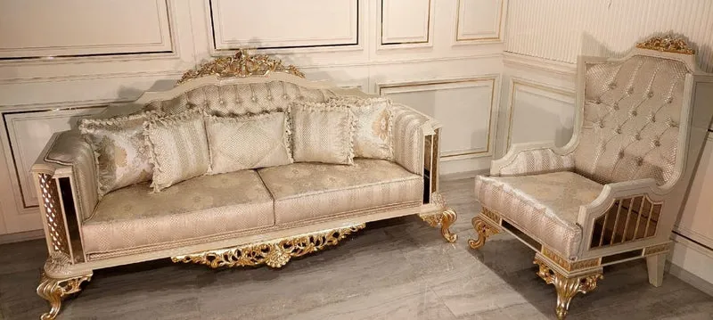 Casa Padrino Luxus Barock Wohnzimmer Sofa Gold / Creme / Gold - Handgefertigtes Barockstil Sofa - Luxus Wohnzimmer Möbel im Barockstil - Barock Möbel - Edel & Prunkvoll