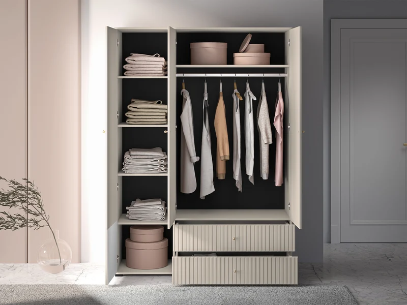 Drehtürenschrank Caletto 150 cm mit zwei Schubladen, dekorative Lamellen, beige
